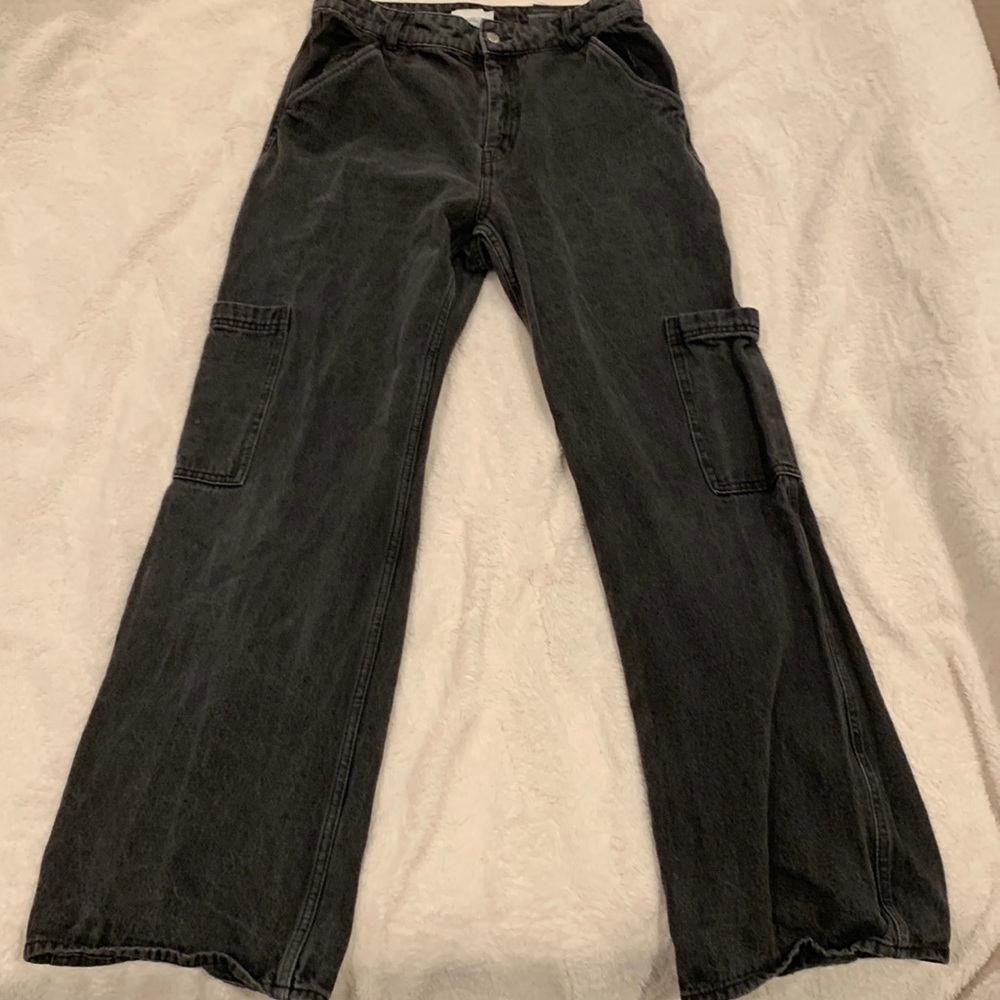 H&M cargo pants $17